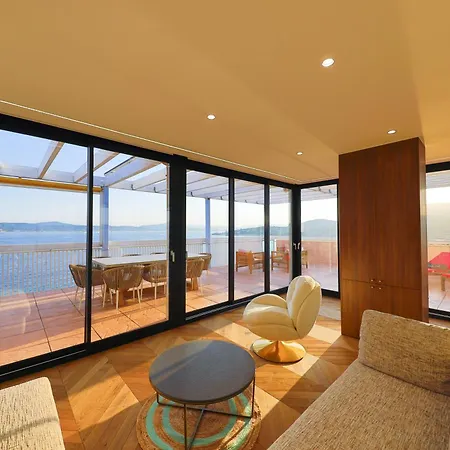 شقة Luxurious Penthouse With Panoramic View St Tropez *